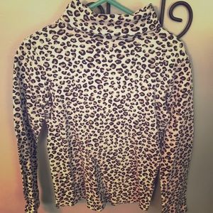 Girls leopard print turtleneck Size 7/8.